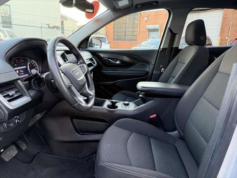 Used 2022 GMC Terrain SLE w/ Driver Convenience Package image 17
