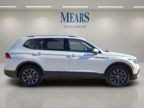 Used 2023 Volkswagen Tiguan SE image 6
