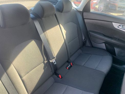 Used 2023 Kia Forte LXS w/ LXS Technology Package image 13