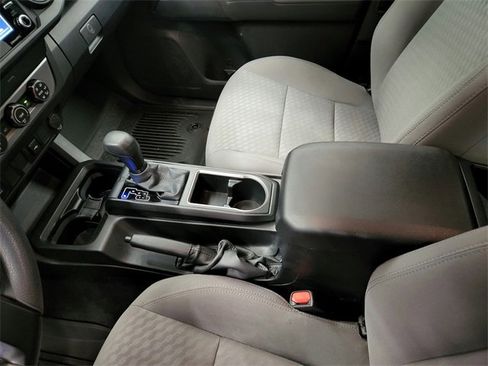 Used 2023 Toyota Tacoma SR image 21