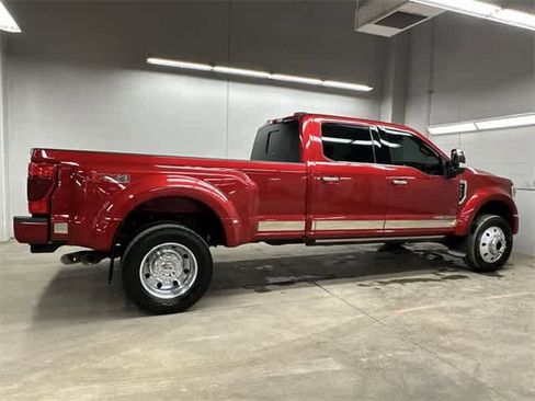 Used 2020 Ford F450 Platinum w/ FX4 Off-Road Package image 3