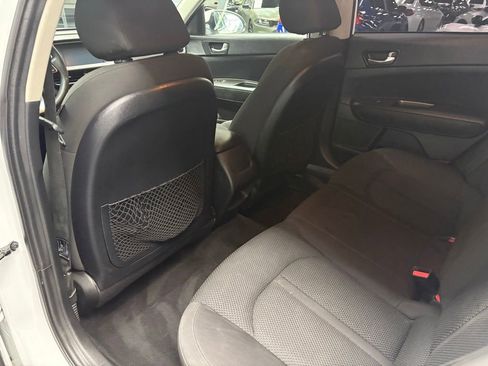 Used 2020 Kia Optima LX FWD image 30