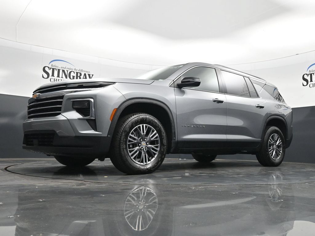 Used 2026 Chevrolet Traverse LT AWD/4WD image 28