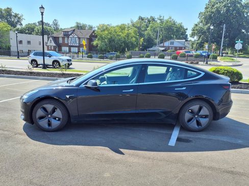 Used 2019 Tesla Model 3 AWD/4WD image 29