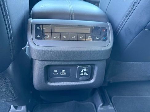 Used 2023 Nissan Pathfinder Platinum w/ Lighting Package (N93) AWD/4WD image 23