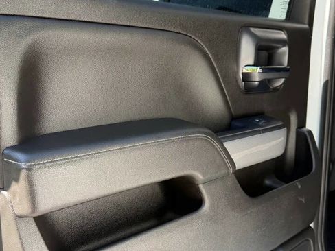 Used 2018 Chevrolet Silverado 2500 LT w/ LT Fleet Convenience Package AWD/4WD image 19