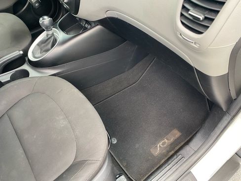 Used 2016 Kia Soul w/ Convenience Package FWD image 36
