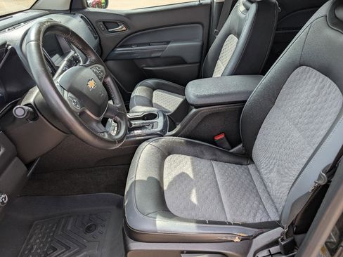 Used 2015 Chevrolet Colorado Z71 image 18