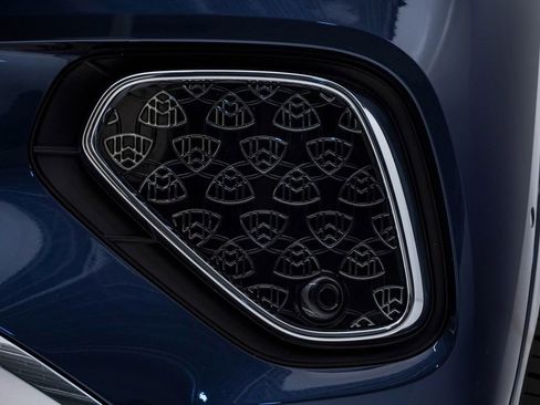 Used 2026 Mercedes-Benz Maybach GLS 600 4MATIC image 7