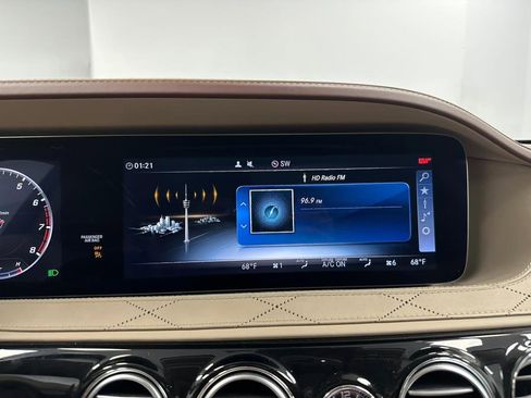 Used 2018 Mercedes-Benz S 560 S 560 4MATIC Sedan w/ AMG Line Exterior image 74