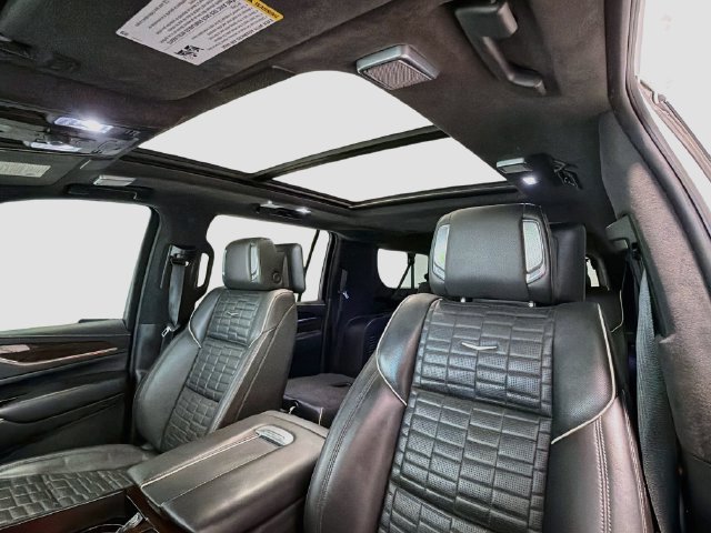 Used 2021 Cadillac Escalade ESV Sport Platinum AWD/4WD image 20