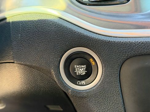 Used 2020 Dodge Charger R/T w/ Blacktop Package image 24