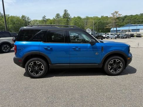 Certified 2025 Ford Bronco Sport Outer Banks w/ Outer Banks Tech Package+ AWD/4WD image 31