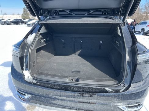 Used 2023 Buick Envision Avenir image 12