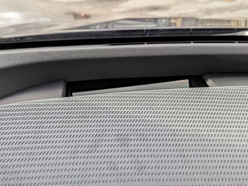 New 2026 BMW iX xDrive45 image 11