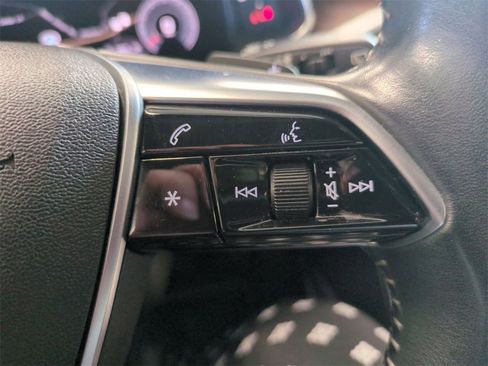 Used 2020 Audi A6 3.0T allroad Premium Plus w/ Audi Side Assist Package image 19