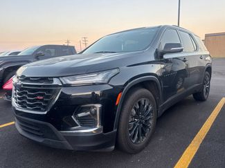 Used 2022 Chevrolet Traverse RS FWD video 1