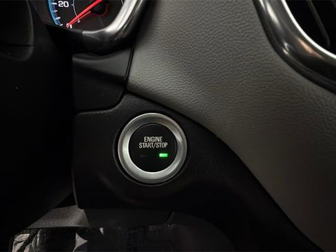 Used 2023 Chevrolet Equinox LS image 26