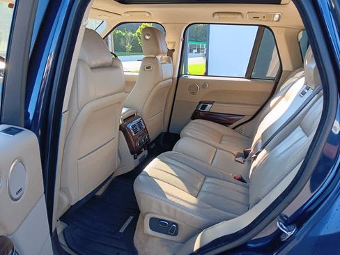 Used 2015 Land Rover Range Rover HSE AWD/4WD image 14