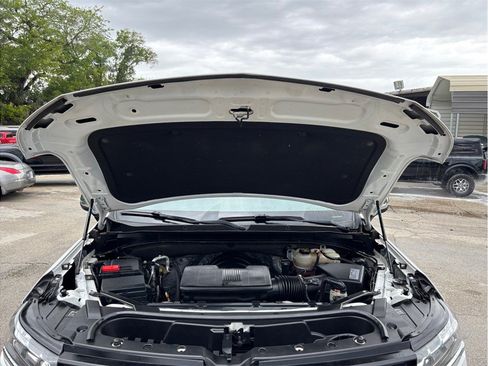 Used 2021 Chevrolet Suburban Premier RWD image 53