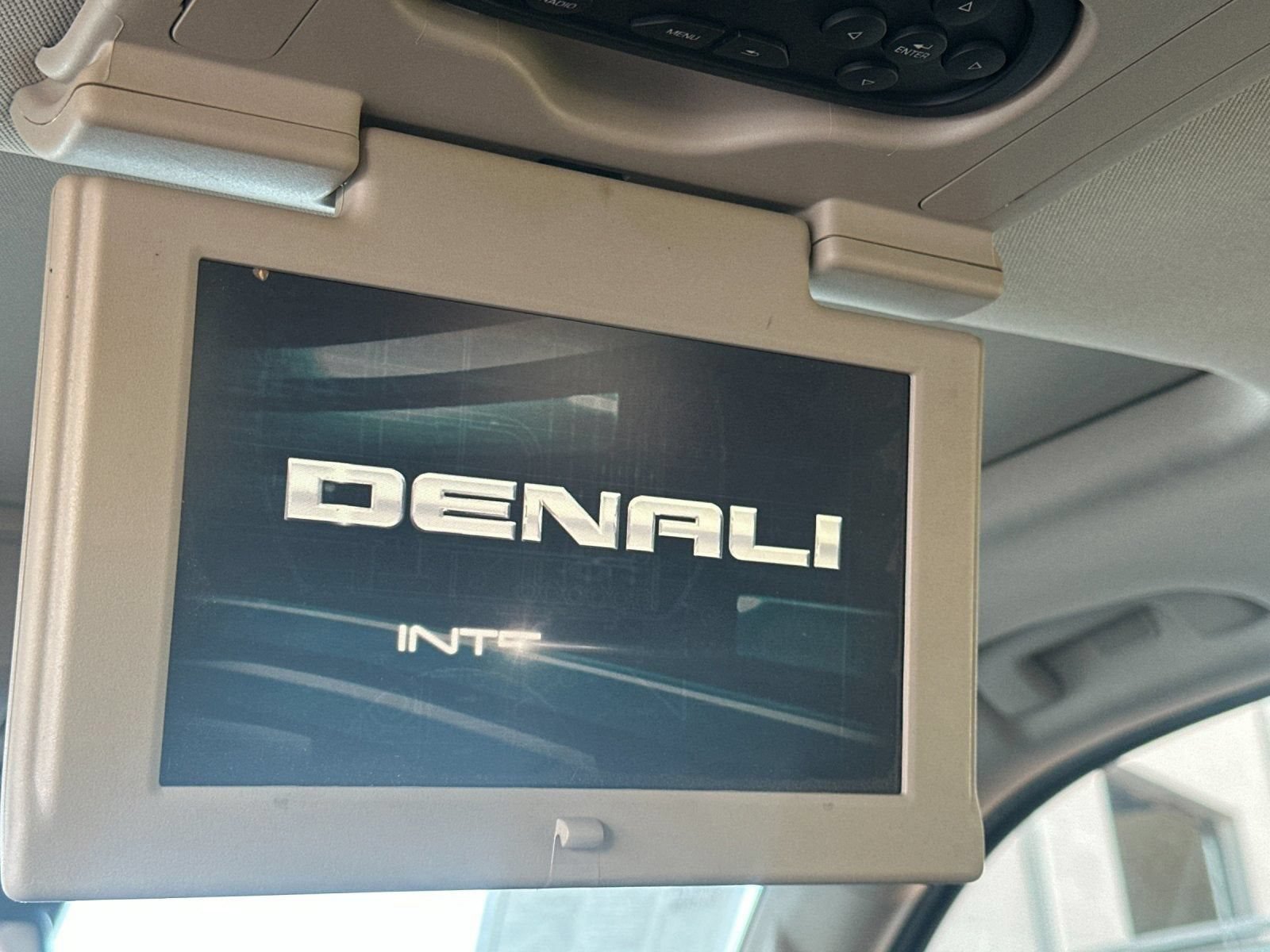 Used 2020 GMC Yukon Denali w/ Denali Ultimate Package AWD/4WD image 18