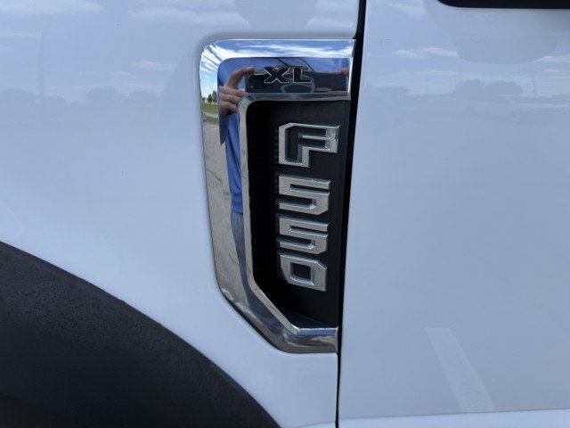 Used 2021 Ford F550 2WD Regular Cab Super Duty image 18