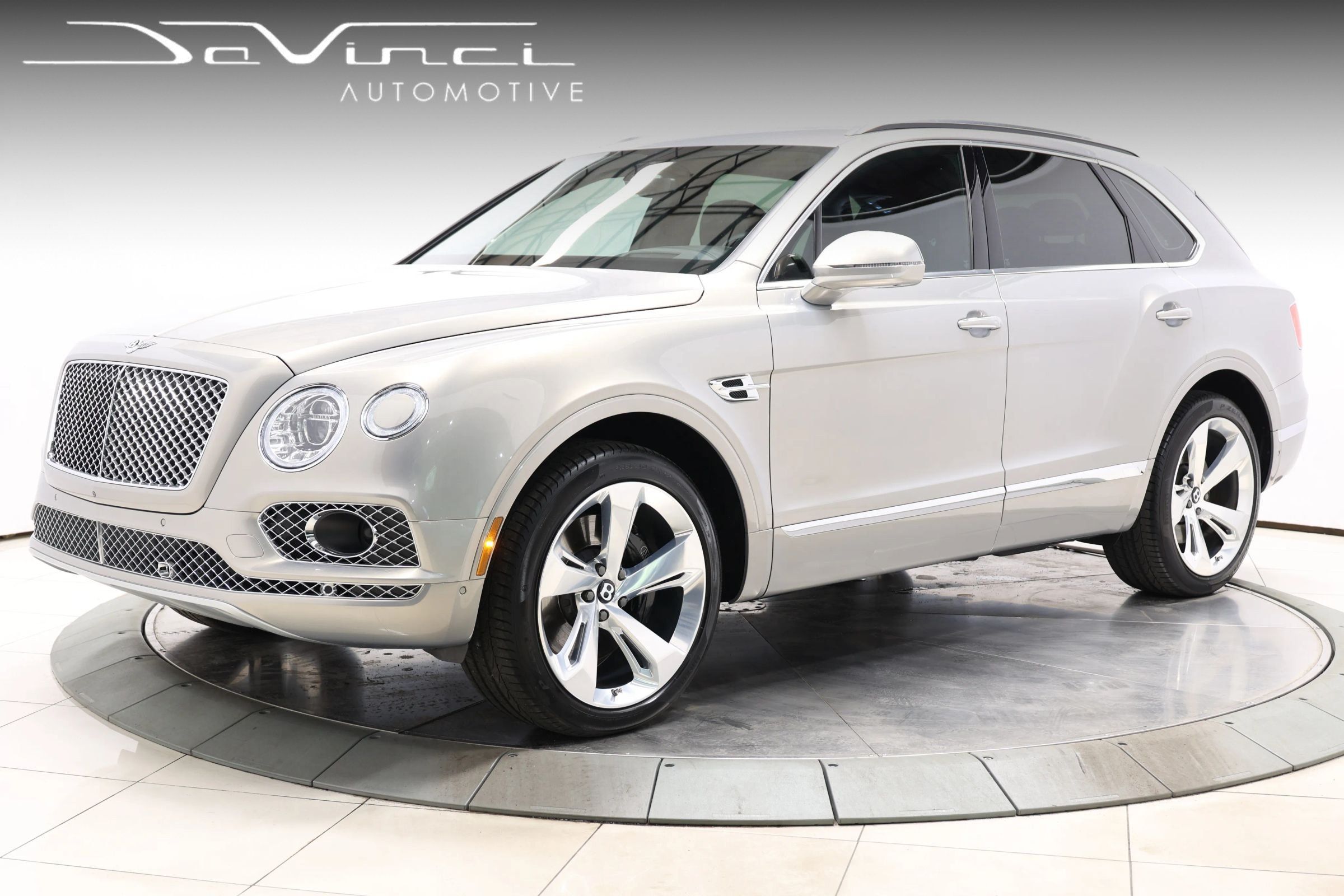 Used 2018 Bentley Bentayga Onyx Edition AWD/4WD image 1