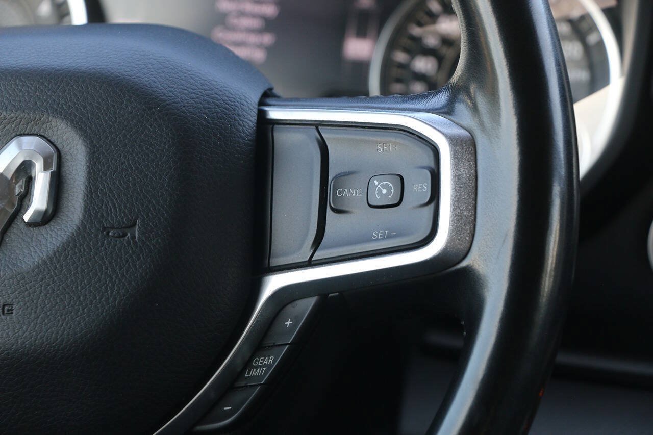 Used 2021 RAM 1500 Laramie w/ Off Road Group AWD/4WD image 19