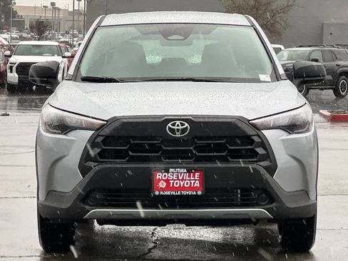 New 2026 Toyota Corolla Cross L image 10