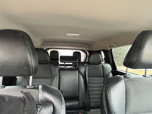 Used 2022 Mitsubishi Outlander SE image 32