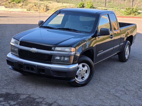 Used 2004 Chevrolet Colorado 2WD Extended Cab w/ Comfort Convenience Package image 3