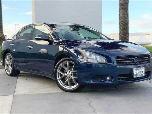 Used 2011 Nissan Maxima 3.5 SV w/ Sport Pkg image 2
