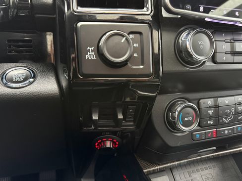 Used 2021 Ford F250 Lariat image 69