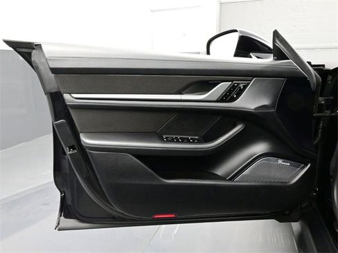 Certified 2020 Porsche Taycan Turbo S image 7