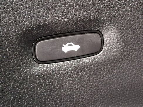 Used 2025 Honda Civic Sport image 30