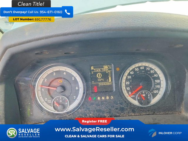 Used 2015 RAM 2500 Tradesman w/ Chrome Appearance Group AWD/4WD image 12