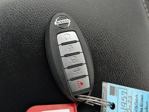 Used 2022 Nissan Maxima SV w/ Floor Mat Group FWD image 31