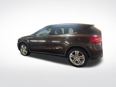 Used 2016 Mercedes-Benz GLA 250 image 7