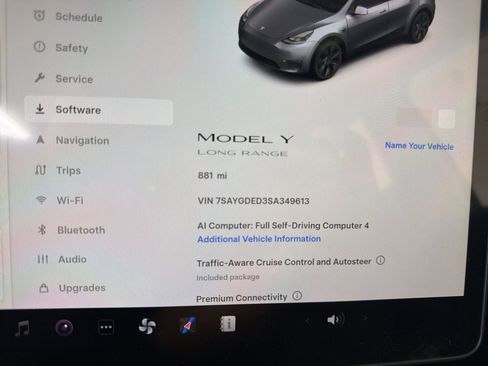 Used 2025 Tesla Model Y Long Range RWD image 12
