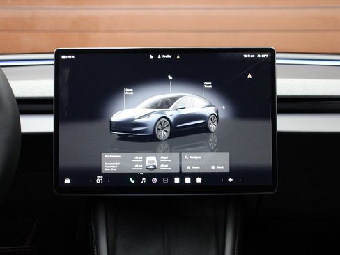 Used 2025 Tesla Model 3 Long Range image 39