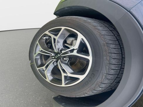 Certified 2022 Kia Sportage SX FWD image 3