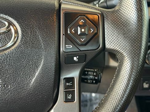 Certified 2021 Toyota Tacoma TRD Off-Road w/ Technology Package AWD/4WD image 25