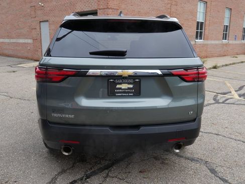 Used 2023 Chevrolet Traverse LT FWD image 7