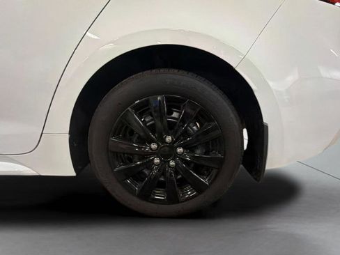 Used 2026 Toyota Corolla LE FWD image 27