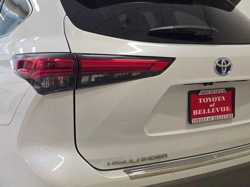 Used 2020 Toyota Highlander Platinum AWD/4WD image 7