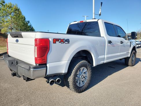 Used 2022 Ford F250 XLT w/ FX4 Off-Road Package image 25