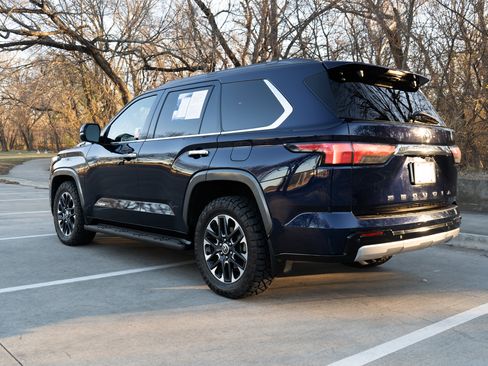 Used 2023 Toyota Sequoia Limited image 7