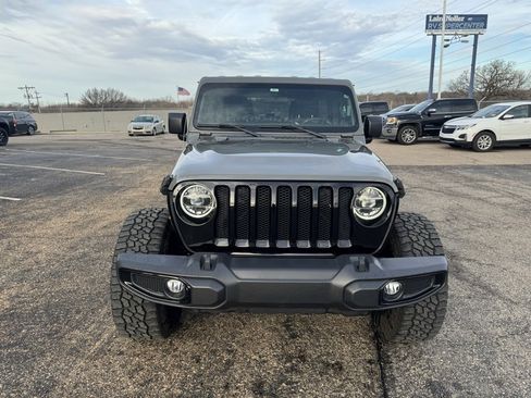 Used 2020 Jeep Wrangler Unlimited Sport image 2