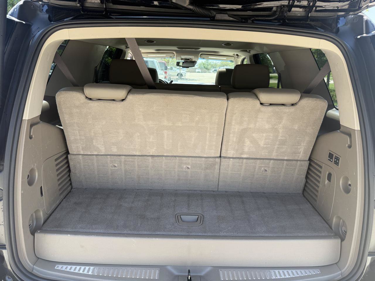 Used 2018 GMC Yukon SLT w/ Premium Edition RWD image 16