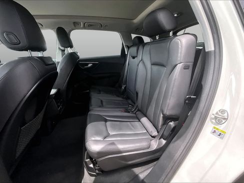 Used 2023 Audi Q7 3.0T Premium Plus AWD/4WD image 21